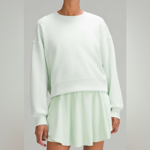 lululemon athletica Tops - NWOT Lululemon Perfectly Oversized Cropped Crew *Softstreme